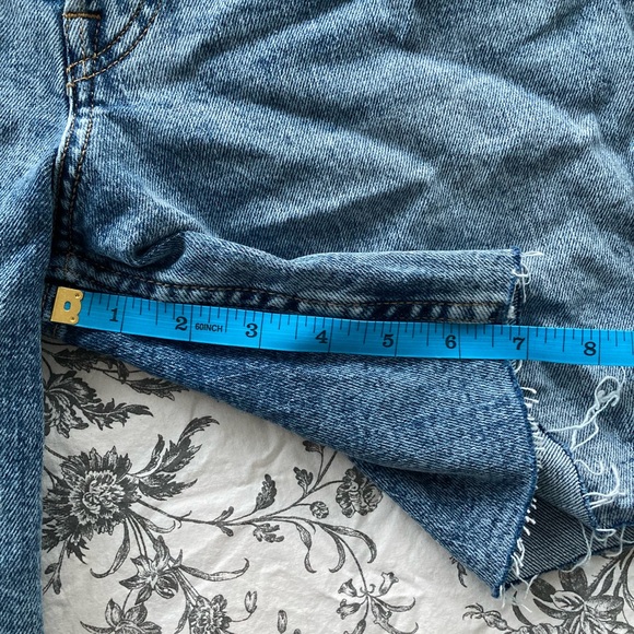 &DENIM 7” inseam medium wash denim bermuda jean shorts - Picture 2 of 6